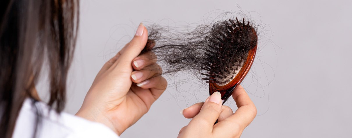 ¿Cómo parar la caída del cabello?